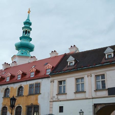 Old Town 1 Bdr, A/C, W/Parking Daire Bratislava Dış mekan fotoğraf
