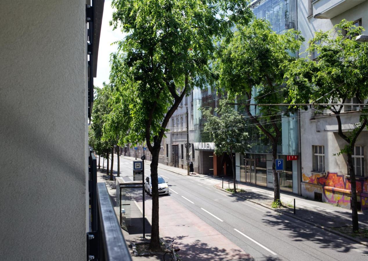 Old Town 1 Bdr, A/C, W/Parking Daire Bratislava Dış mekan fotoğraf