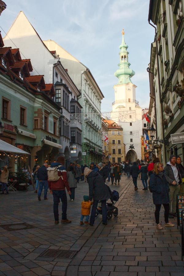 Old Town 1 Bdr, A/C, W/Parking Daire Bratislava Dış mekan fotoğraf
